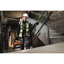 Бесщеточный аккумуляторный компрессор AEG BK18-38BL-0 4935471201