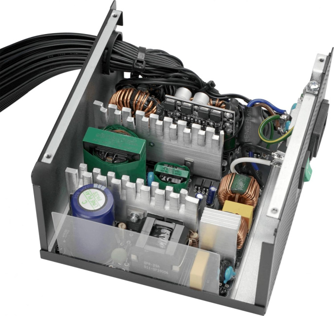 Блок питания Deepcool GAMERSTORM PK500D 500W Черный R-PK500D-FA0B-WGEU ATX12V V2.4, APFC, 80 PLUS Bronze, 3,3V-20А, 5V-20А, 12V-41.5А, -12V-0.3А, 5Vsb-2.5А, 1х24pin, 1х4+4pin, 1х6+2pin, 2хSATA, SCP,OPP,OTP,OVP,OCP,UVP, размер кулера: 120мм, 150×140×86м