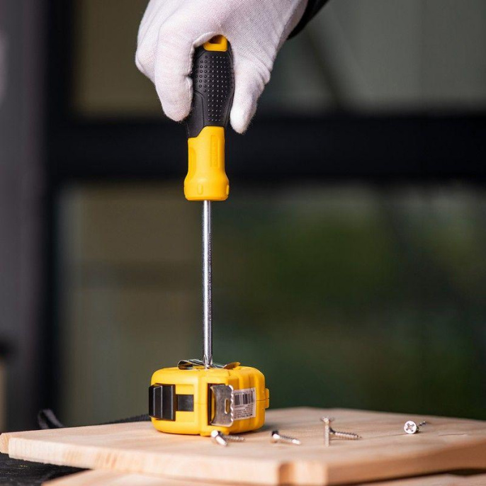 Крестовая DL636100 PH2x100мм Материал: CR-V. Двухкомпонентная ручка. Хромированная.