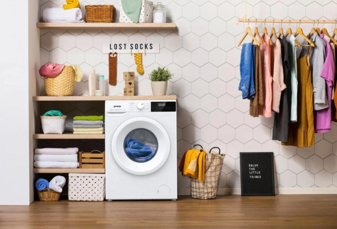 Стиральная машина Gorenje WNHPI84AS/R, с фронтальной загрузкой, 8кг, 1400об/мин, с паром, инверторная
