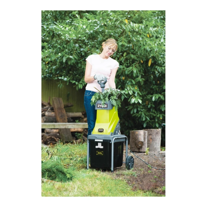 Электрический садовый измельчитель Ryobi RSH2545B 5133002512