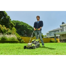 Газонокосилка Ryobi ONE+ 33cm; 1x аккумулятор 4.0Aч RLM18X33B40 5133004306