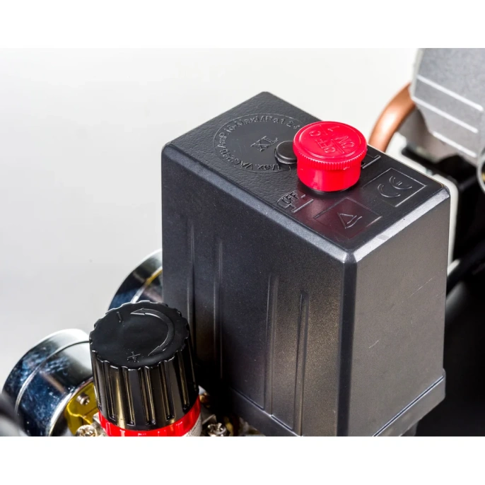 Компрессор (100 л; 10 бар; 410 л/мин) Inforce CXV-100L 04-06-23