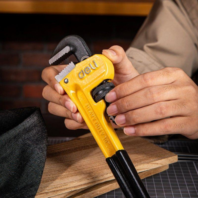 Трубный ключ Стиллсона Deli DL2510 240мм,максимальное открытие 33мм, Cr-Mo + углеродистая сталь