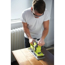 Ленточная шлифмашина Ryobi EBS800V 5133001146