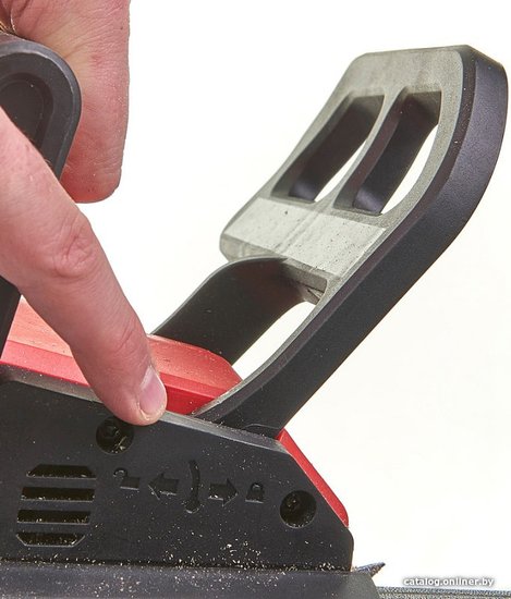 Электропила цепная Milwaukee M18 FCHS-0 (4933464723) (аккумуляторная, 18 В, бесщеточный двигатель, длина шины: 40 см, скорость цепи: 12.4 м/с, шаг цепи: 3/8", поставляется без акб, з/у, без кейса)