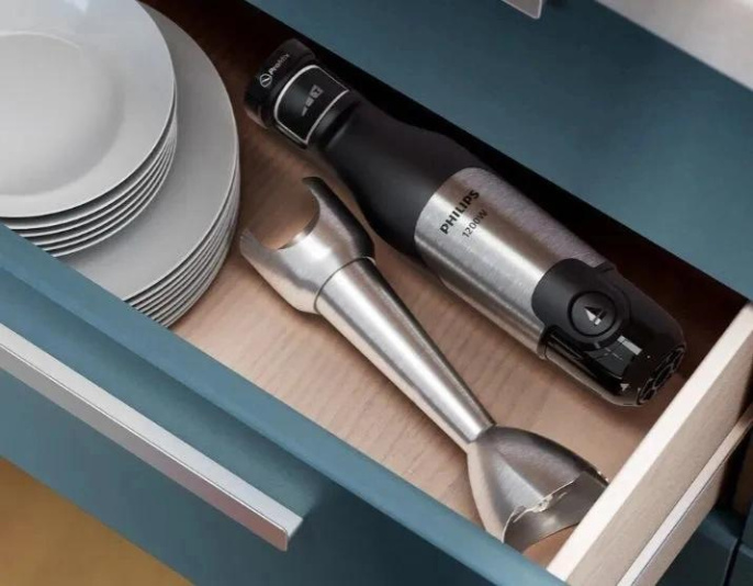 Блендер погружной Philips HR2682/00 черный