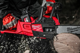 Аккумуляторная цепная пила Milwaukee M18 FCHSC-121 FUEL 4933471442