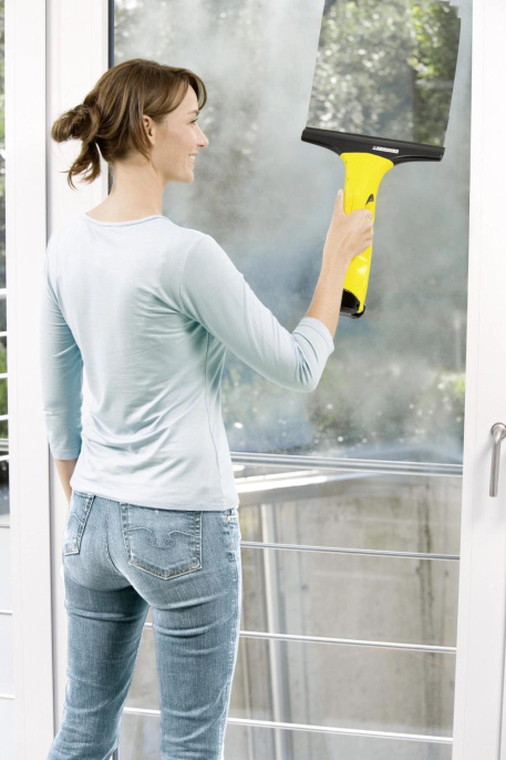 Мойщик окон Karcher WV Classic шир.скреб.:280мм пит.:от аккум. желтый