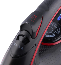 Утюг DOMFY DSC-EI606, с паровым ударом, 2600Вт, с автоотключением, черный и красный