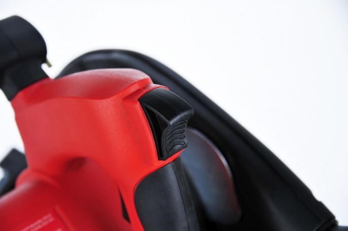 Циркулярная пила Elitech ПД 1675П E2206.003.01 , 210мм [191146]