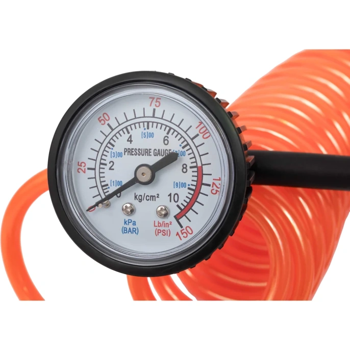 Автомобильный компрессор Gigant 12V, 35л. мин., LED фонарь, сумка GCA-35