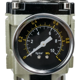 Фильтр-влагоотделитель для компрессора с регулятором давления 1/2"; манометр; 4000 л/мин; 10 бар Gigant GAW4000-04