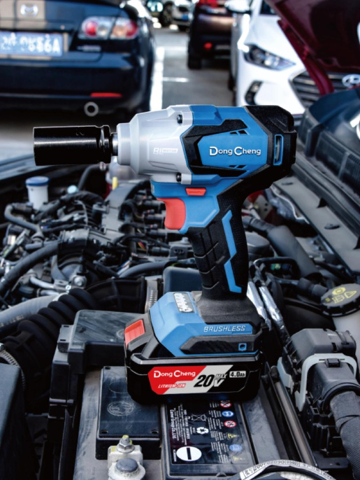 Гайковерт DongCheng DCPB02-18M аккум. патрон:квад.1/2" (DCPB02-18M(TYPE Z))