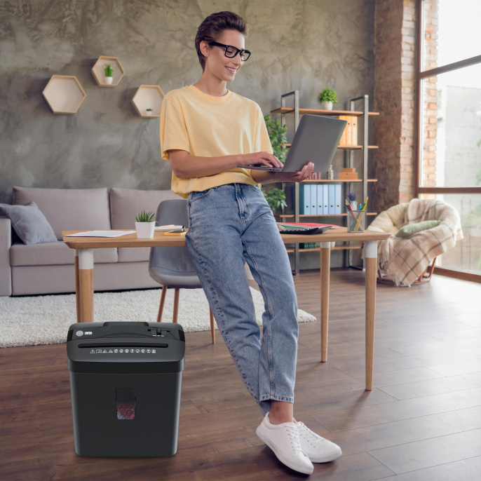 Уничтожитель бумаг Cactus CS-SH-A3,  P-4,  297мм, 4х39 мм, 6. лист. одновременно, 13л