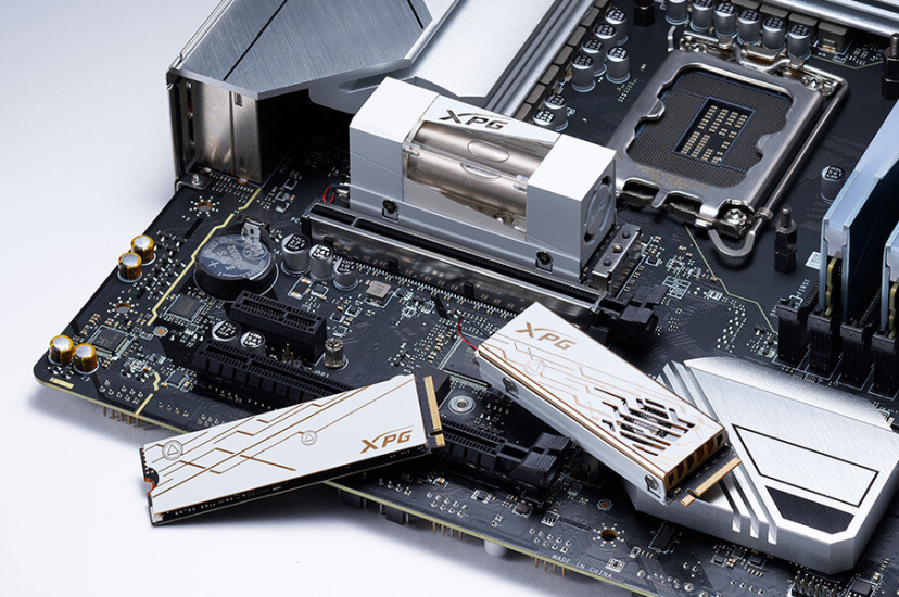 ADATA выпускает серию очень быстрых твердотельных накопителей MARS 980