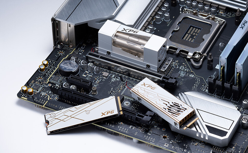 ADATA выпускает серию очень быстрых твердотельных накопителей MARS 980