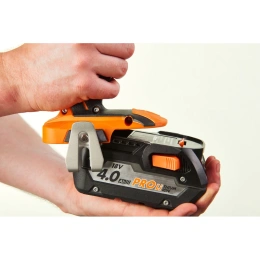 Бесщеточный аккумуляторный импульсный гайковерт AEG BSS18C12ZBL LI-402C 4935459427