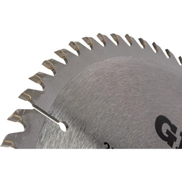 Пильный диск Чистый рез по дереву 255x30х2,4 мм, 60 зубьев Gigant G-110914