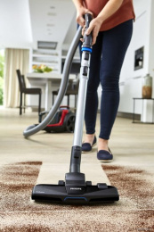 Пылесос Philips FC9728/01 классический с контейнером, пылесборник: контейнер, мощность всасывания: 420 Вт, потребление: 2000 Вт, регулировка мощности на корпусе, шум 82 дБ