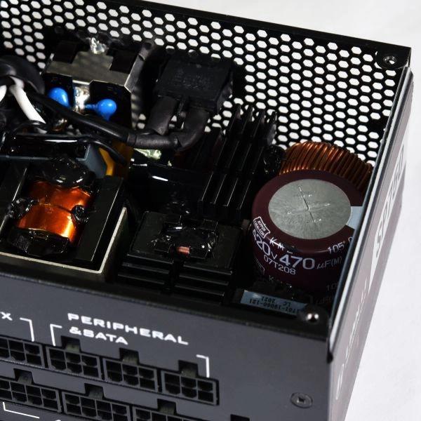 Блок питания Lian-Li SFX 750W SP750 80+ gold 20+4pin APFC 92mm fan 8xSATA Cab Manag RTL (G89.SP750B.00EU)