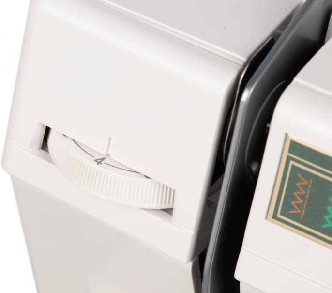 Швейная машина Janome 394 белый