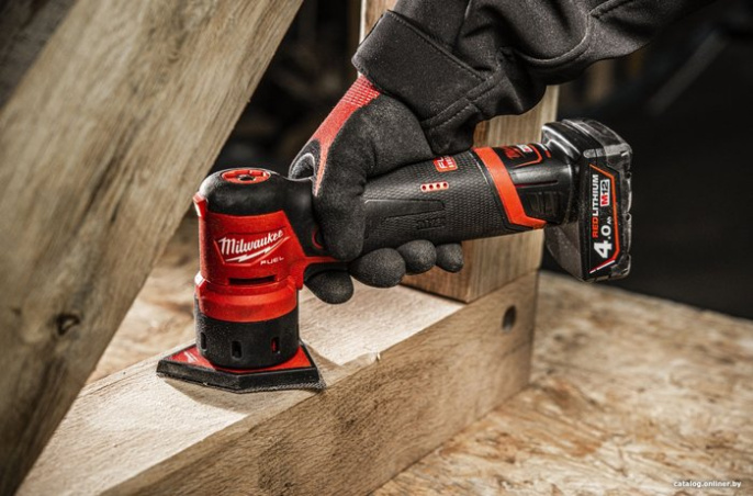 Точечная шлифмашина Milwaukee M12FDSS-422X (4933479681) (питание: аккумулятор (12 В), частота вращения на холостом ходу: до 14000 об/мин, диапазон колебаний: 1.5 мм, размер шлифподошвы: 88.8x63.5 мм)