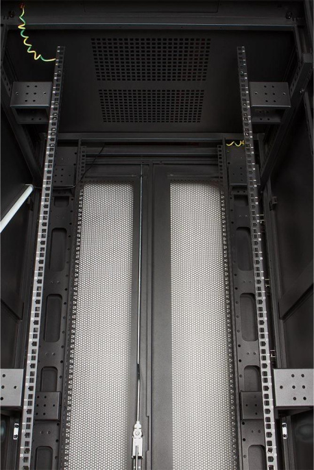 Шкаф серверный Lanmaster TWT-CBB-42U-8X10-P1 напольный 42U 800x1000мм пер.дв.перфор. задн.дв.перфор.2-хст. 2 бок.пан. 800кг черный