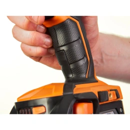 Бесщеточный аккумуляторный импульсный гайковерт AEG BSS18C12ZBL LI-402C 4935459427