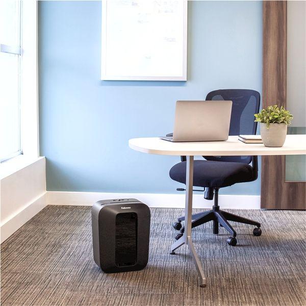 Уничтожитель документов Fellowes Powershred LX50 (4x37 мм) чёрный FS-44060