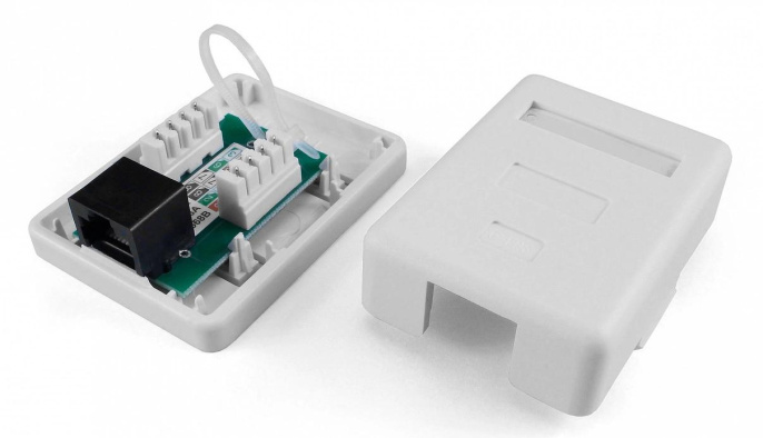 Розетка Hyperline SB1-1-8P8C-C5E-WHRJ45 1 кат.5E UTP бел. упак.:1шт