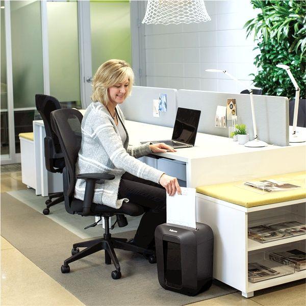 Уничтожитель документов Fellowes Powershred LX41 (4x12 мм) чёрный FS-43007