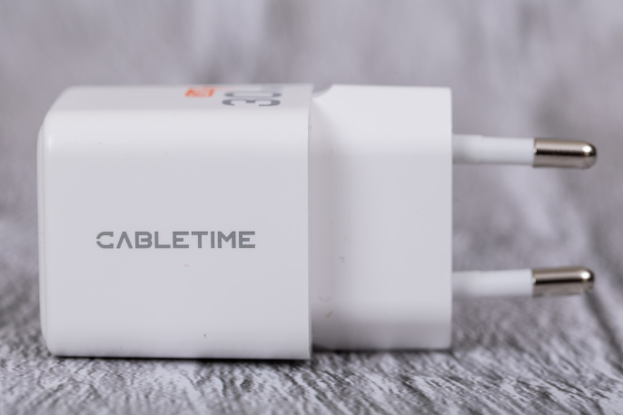 Сетевое зарядное устройство CABLETIME GA30W (CT-GAN30-PW) GaN PD3.0 30 Вт, белый
