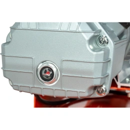 Поршневой масляный компрессор (100 л; 8 бар; 400 л/мин) Gigant V2200/100