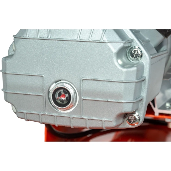 Поршневой масляный компрессор (100 л; 8 бар; 400 л/мин) Gigant V2200/100