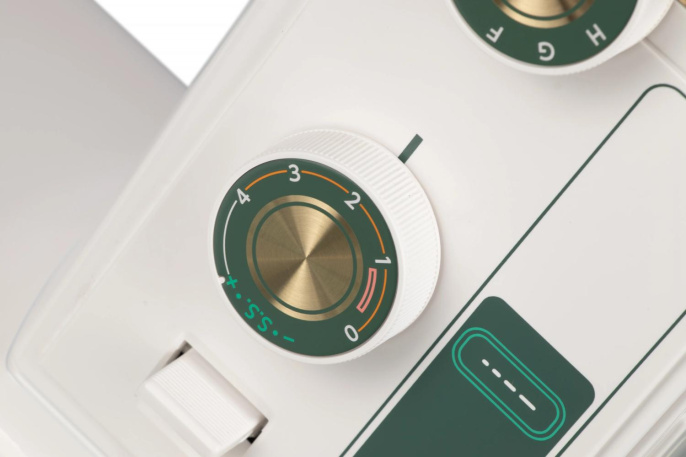 Швейная машина Janome 394 белый