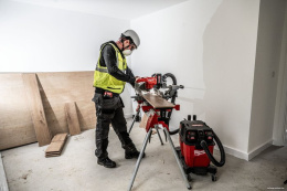 Пылесос Milwaukee M18 F2VC23L (4933478964) (профессиональный, объем пылесборника: 23 л, пылесборник: контейнер, питание: аккумулятор)