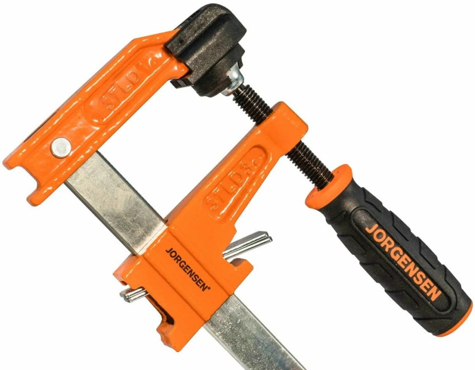 Струбцина Pony Jorgensen 3704-LD F-образная, тип зажима: винтовой, материал рукоятки: двухкомпонентный, материал губок: ковкий чугун, максимальное раскрытие: 102 мм, усилие зажима: 135 кг (Pony 3704-LD)