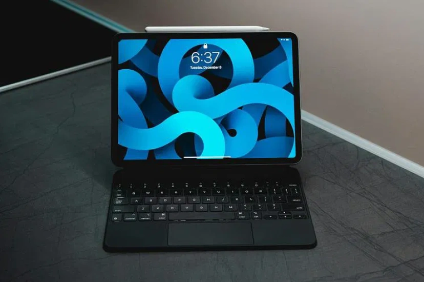 Samsung и LG начали производство OLED-панелей для iPad Pro 2025 года