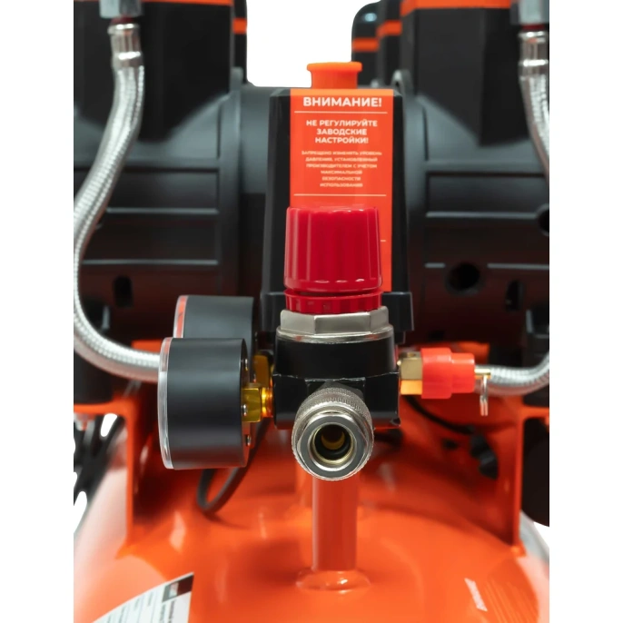 Безмасляный малошумный компрессор (120 л; 8 бар; 460 л/мин) Gigant GSWK-120/4200