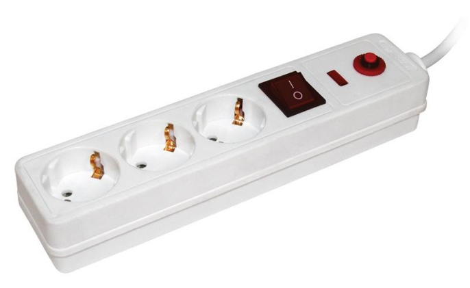 Сетевой фильтр IEK СФ-03К, 1.5м, белый [wfp10-16-03-01-n]