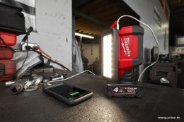 Фонарь Milwaukee M12 PAL-0 (4933478226) (универсальный, питание: аккумулятор, 12 В, источник света: светодиод, 700 Лм)