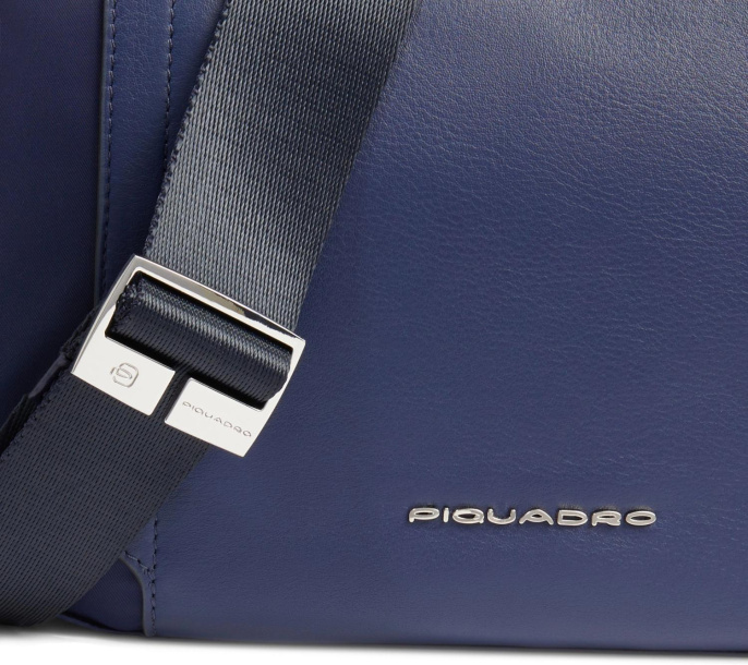 Сумка женская Piquadro Lyra BD6658W92T/BLU темно-синяя нейлон/натур.кожа