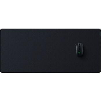 Игровой коврик для мыши Razer Razer Strider - XXL - Gaming Mouse Mat/ Razer Strider - XXL - Gaming Mouse Mat RZ02-03810100-R3M1