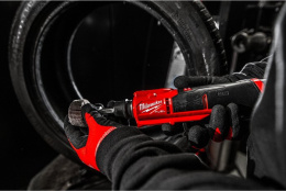 Аккумуляторная прямая шлифмашина для обработки шин Milwaukee M12FTB-0 FUEL 4933472215