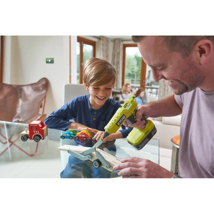 Клеевой пистолет Ryobi ONE+ R18GLU-0 5133002868