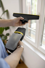 Мойщик окон Karcher WV 2 Universal Precision шир.скреб.:280мм пит.:от аккум. черный/желтый 31245466
