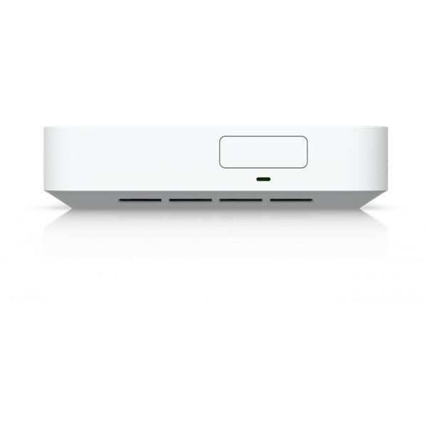 Ubiquiti UniFi Cloud Gateway Max 512GB Маршрутизатор 4 ядра 1,5 ГГц , 4х 2.5G RJ45, 1х 2.5G RJ45, SSD 512 ГБ UCG-Max