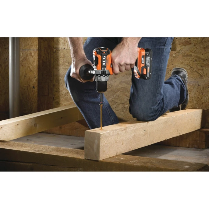 Ударная бесщеточная дрель-шуруповерт AEG BSB18C2BL-0 4935472009