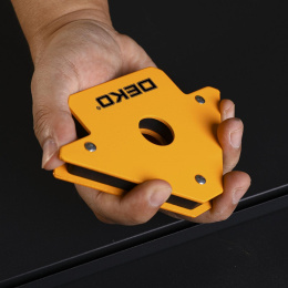 Угольник магн. Deko DKMC1 065-0640